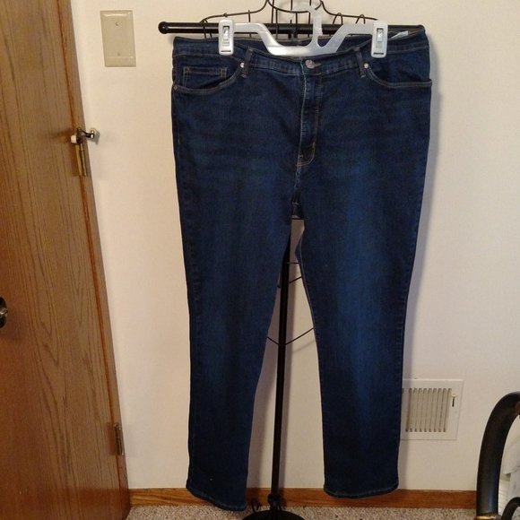 Lees Slimming Fit, slim straight blue jeans, excellent condition, size 18 petite - Picture 1 of 4